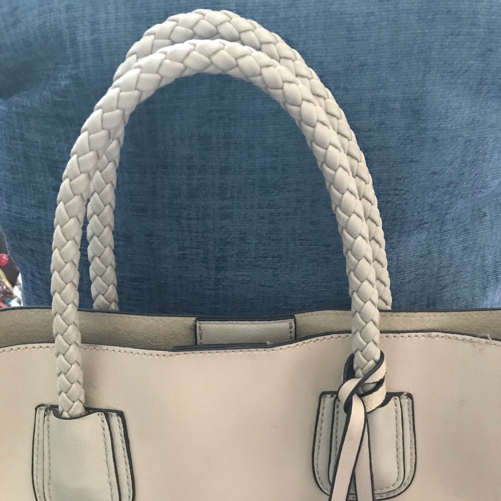 Purse - Picture 2 of 4